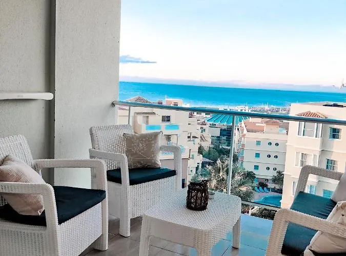 Sunny Ocean View - Pool, Fibre Net Apartament