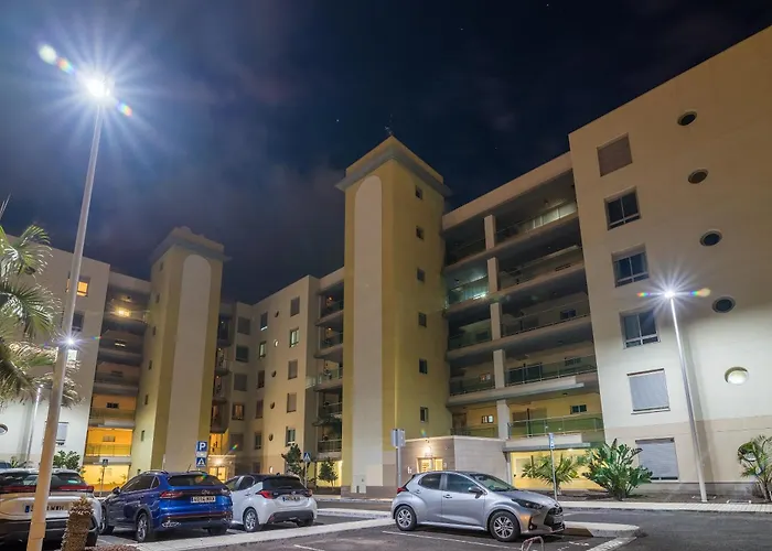 Daire Sunny Ocean View - Pool, Fibre Net *